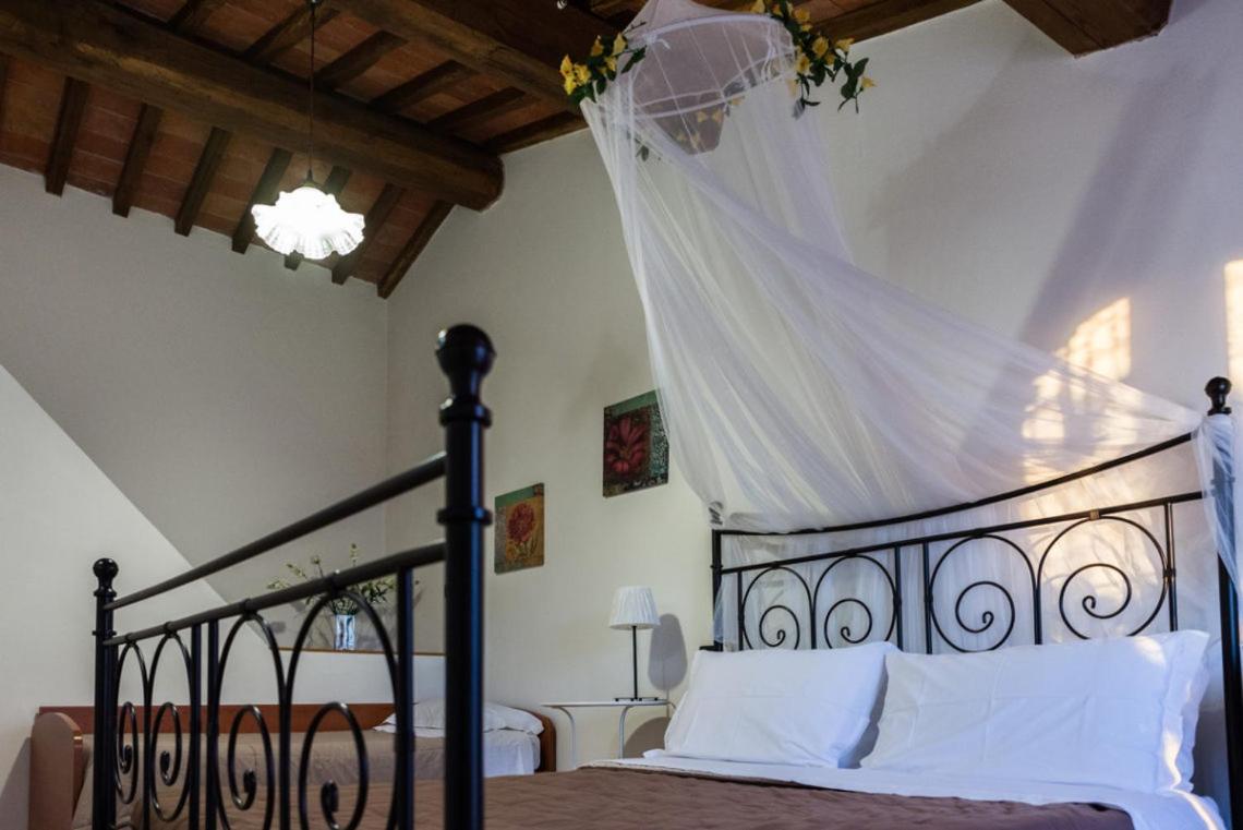 Villa Di Papiano San Baronto Exteriör bild